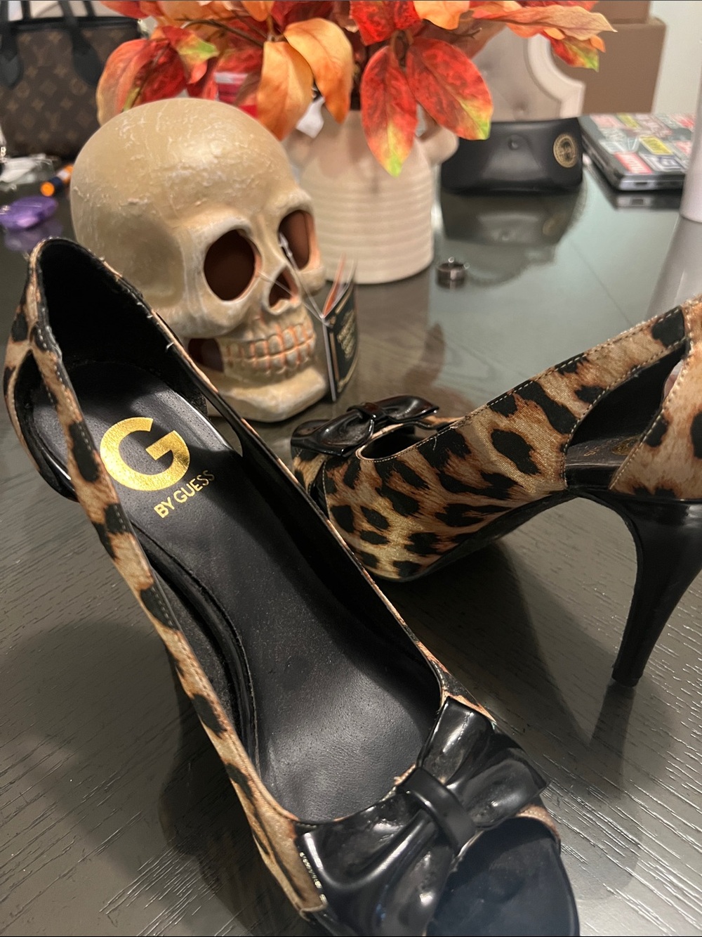 GUESS Leopard Print Peep-Toe Heels with Black Bow - Picture 4 of 5
